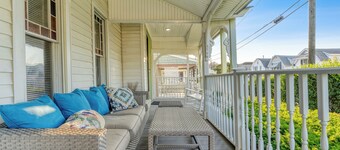 Grace by the Sea (Whole House)