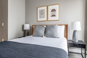 2 chambres, fer et planche à repasser, Wi-Fi, literie fournie