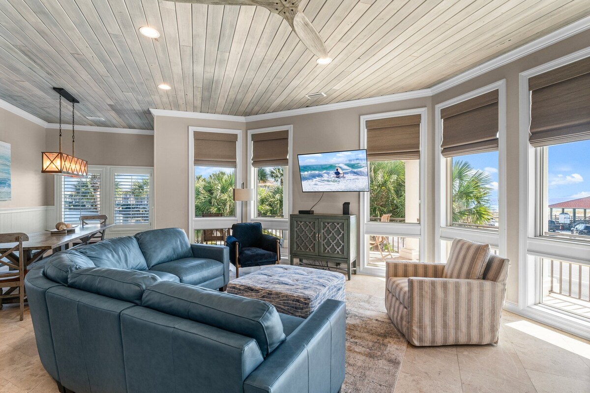 Photo 37 of Belleza Del Mar with Ocean Views, Game Room, and Lakefront Pool