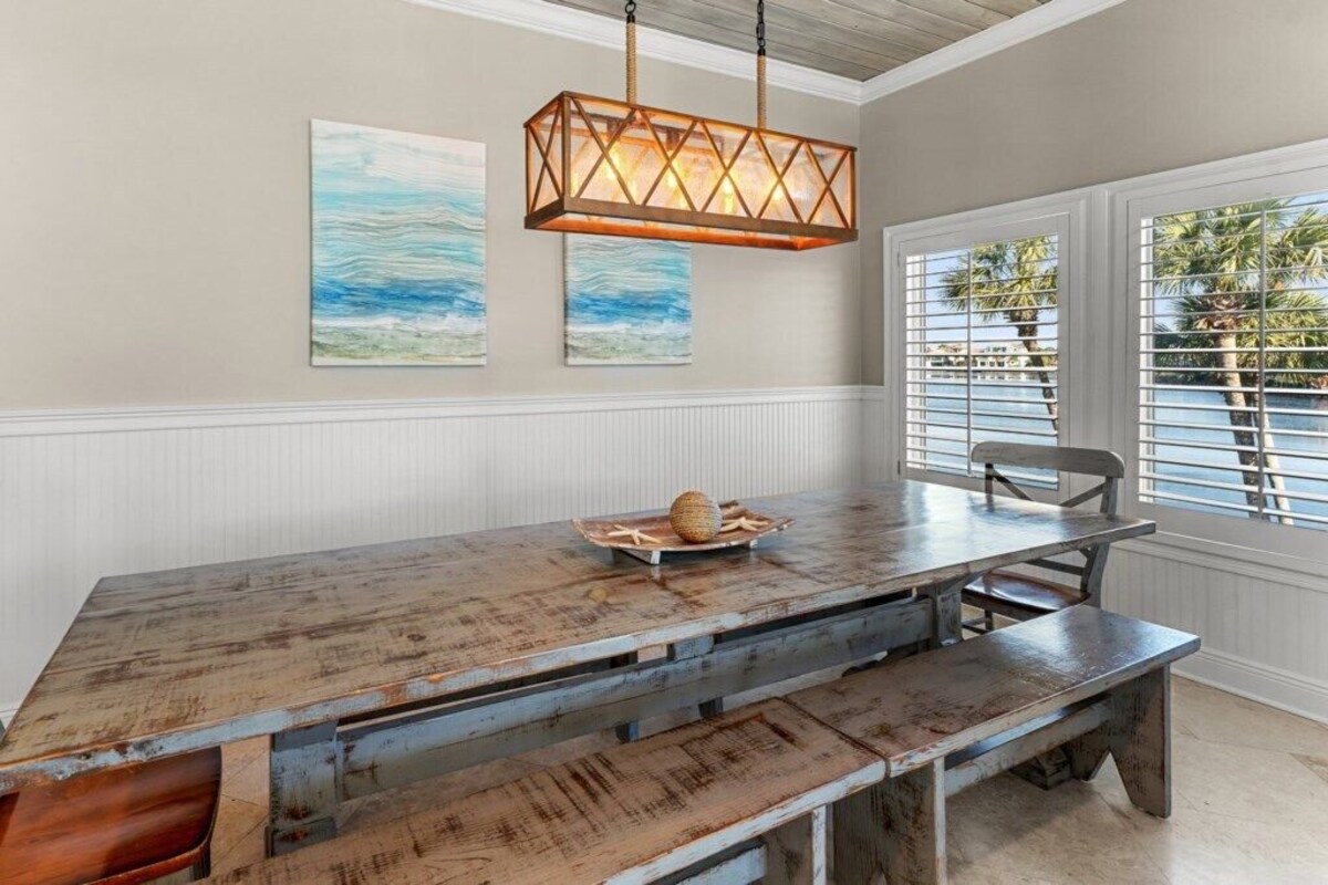 Photo 3 of Belleza Del Mar with Ocean Views, Game Room, and Lakefront Pool