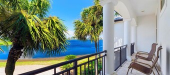 Belleza Del Mar with Ocean Views, Game Room, and Lakefront Pool