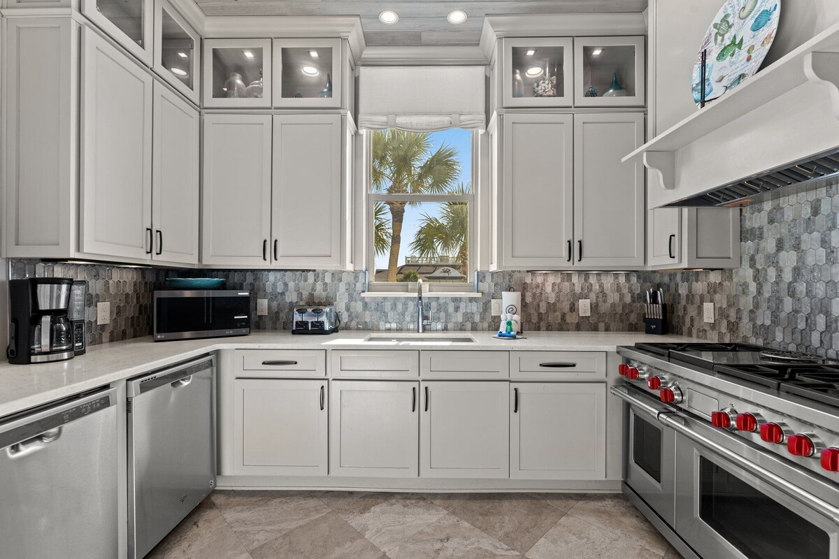 Photo 40 of Belleza Del Mar with Ocean Views, Game Room, and Lakefront Pool