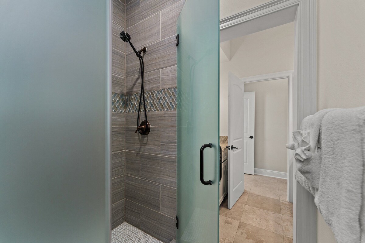 Photo 13 of Belleza Del Mar with Ocean Views, Game Room, and Lakefront Pool