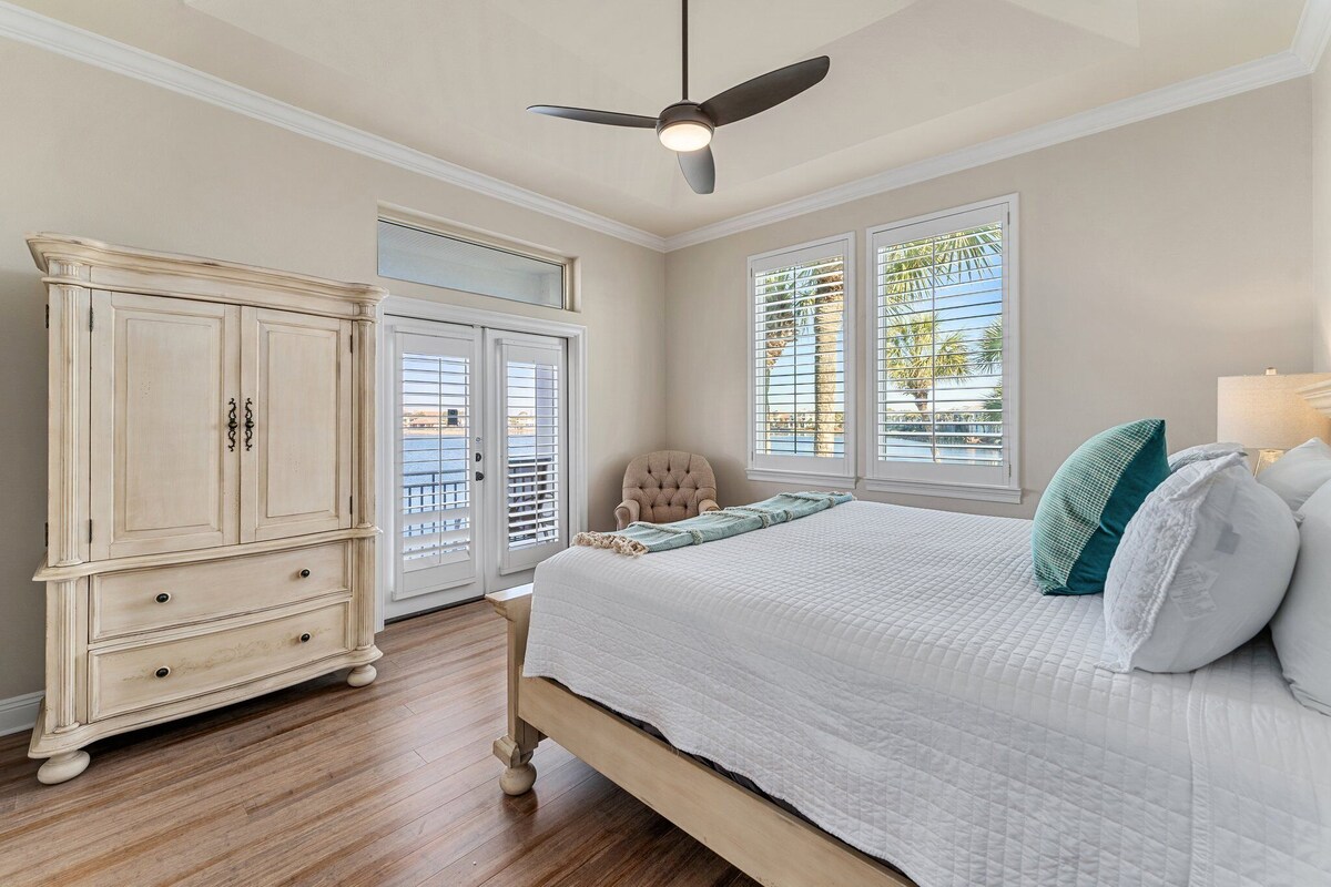 Photo 29 of Belleza Del Mar with Ocean Views, Game Room, and Lakefront Pool
