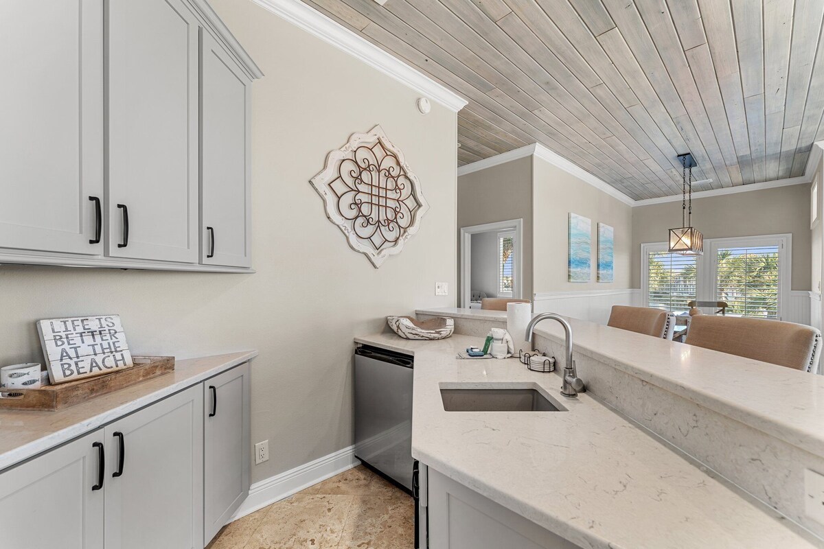 Photo 26 of Belleza Del Mar with Ocean Views, Game Room, and Lakefront Pool