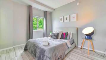 2 chambres, fer et planche Ă repasser, Internet gratuit, draps fournis
