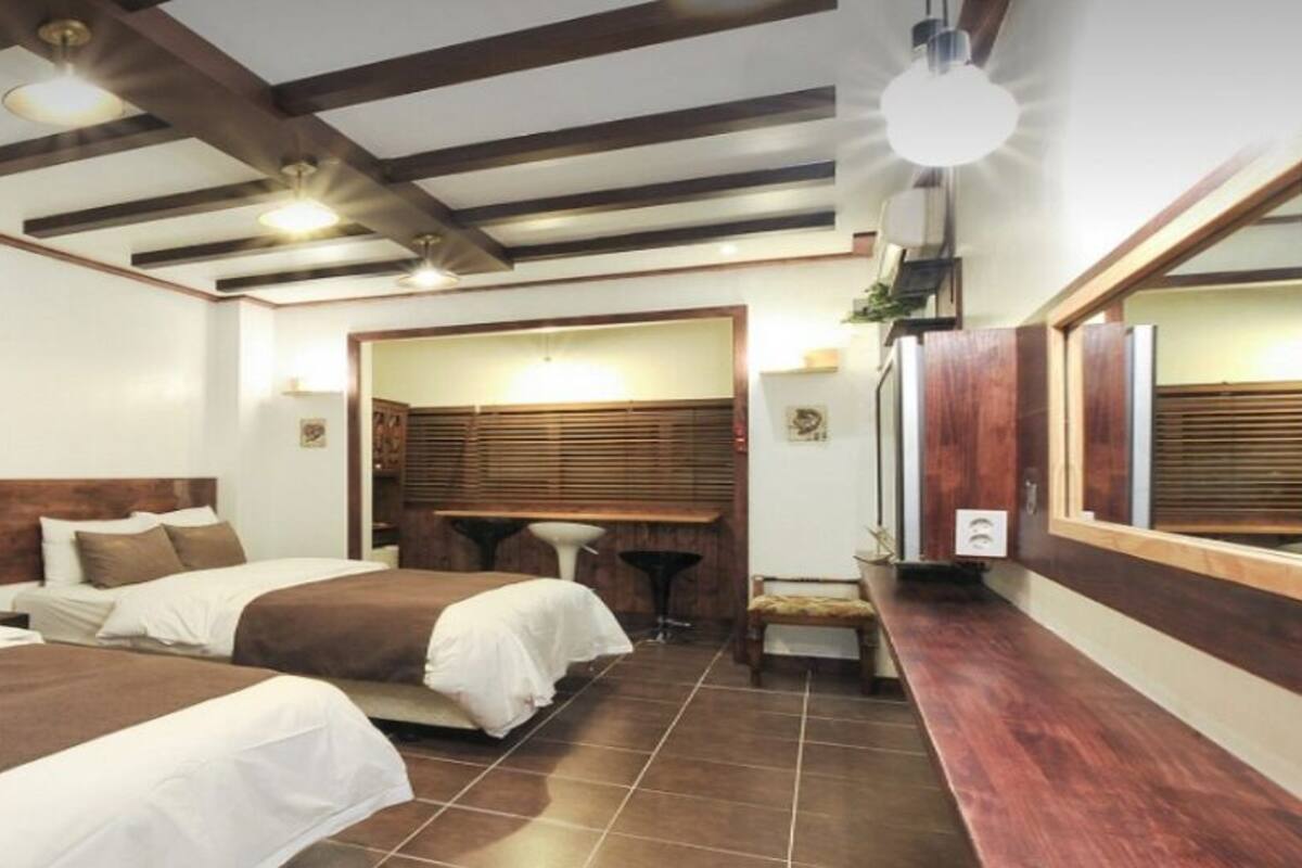 Family Double or Twin Room | WiFi (free)