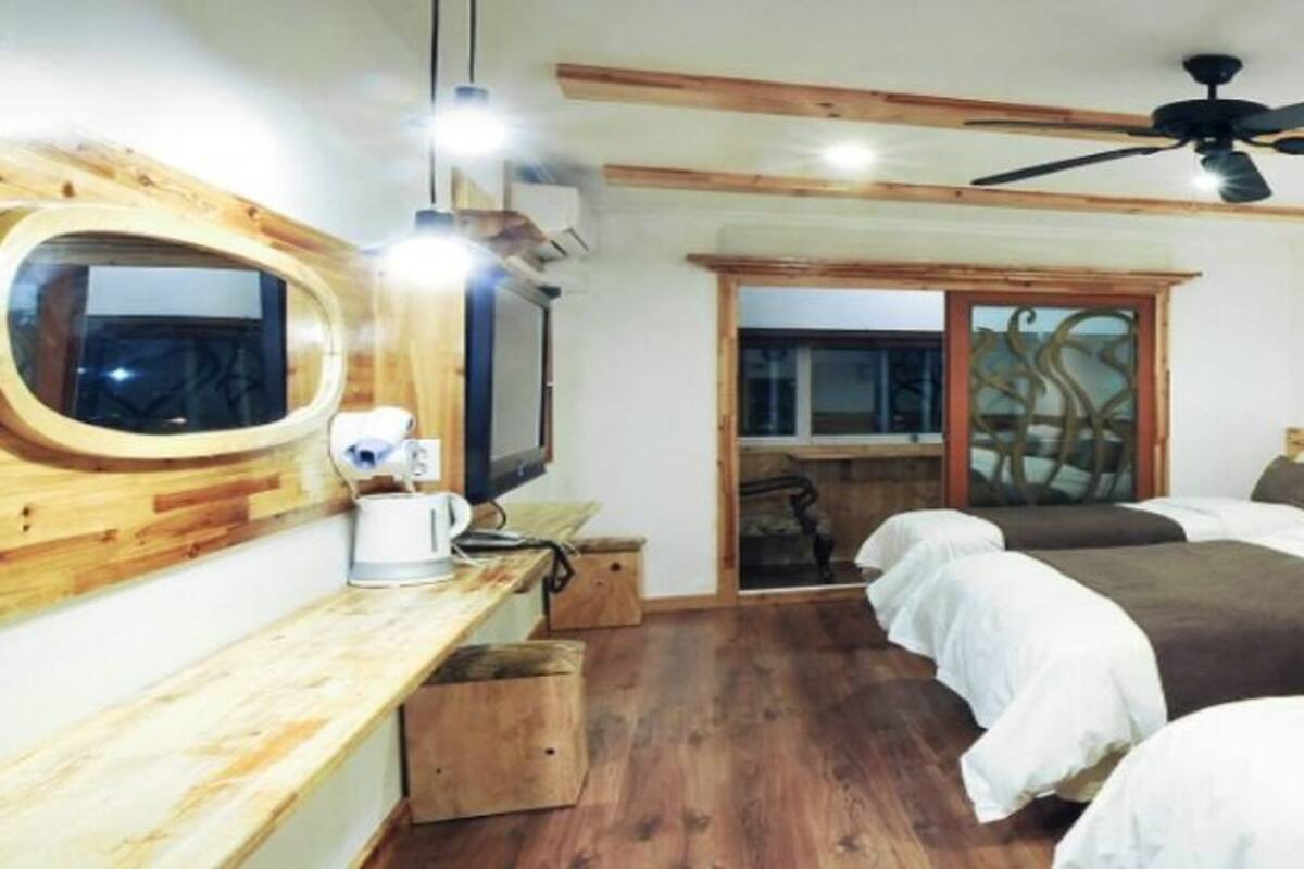 Deluxe Triple Room | WiFi (free)