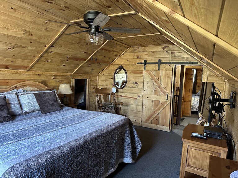 Historic Log Cabin In Greer, Az. Located Near Molly Butler's & Sunrise Ski Area - Greer, AZ