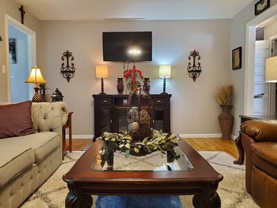 Comfortable and relaxing Cottage getaway.