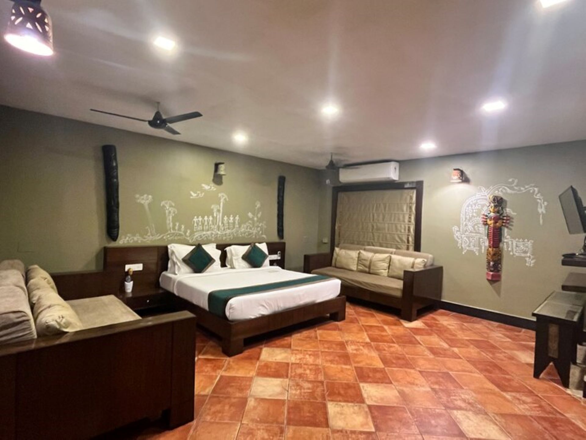 Colchones Select Comfort, camas plegables/adicionales y wifi gratis 