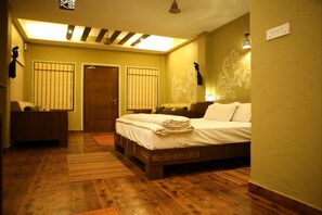 Standard Room | Select Comfort beds, rollaway beds, free WiFi, bed sheets - Breathing Earth (Diamond Harbour)