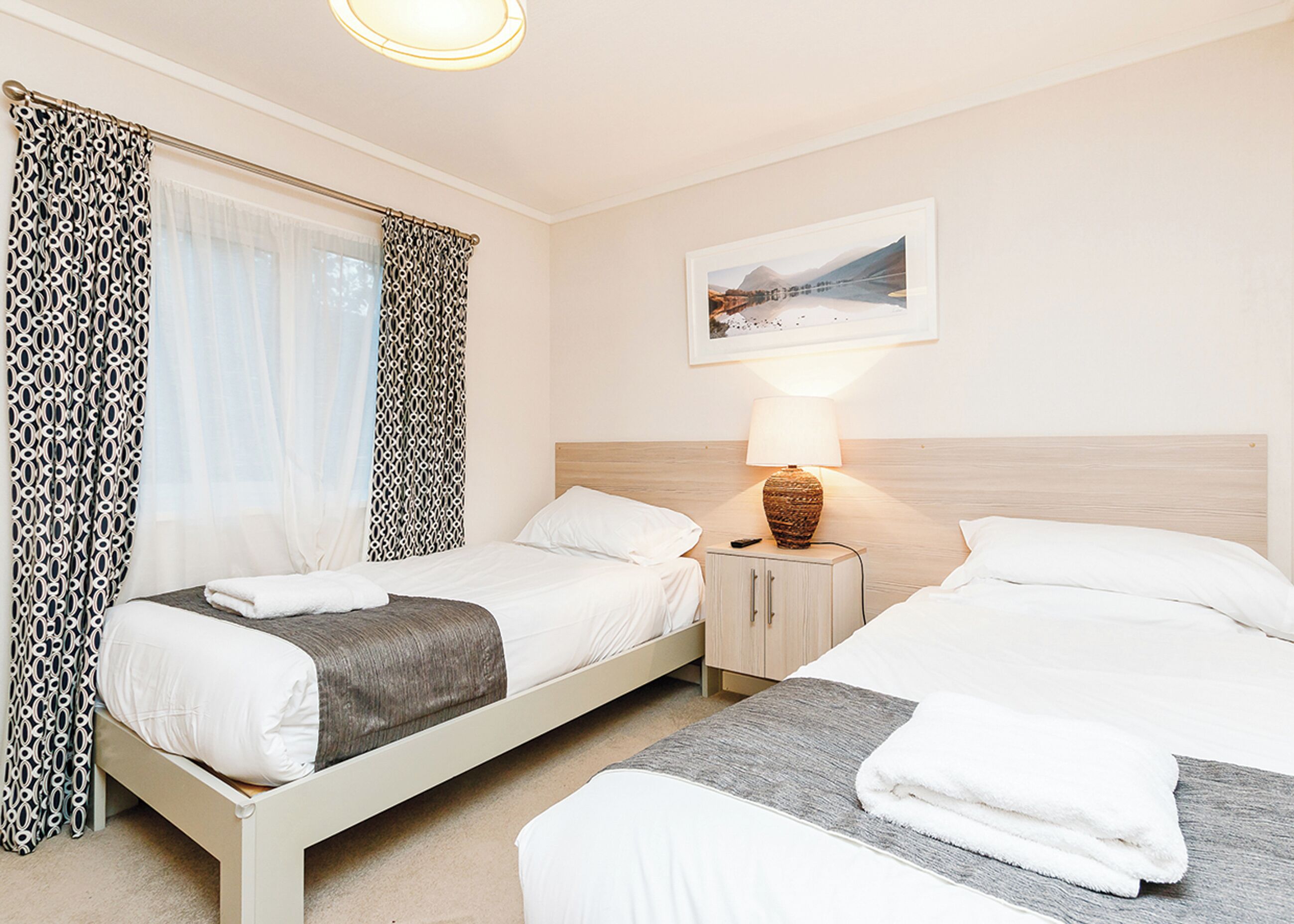 2 bedrooms, internet