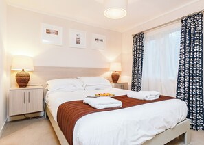 2 bedrooms, free WiFi - Cheddar Lodge Premier (Cheddar)