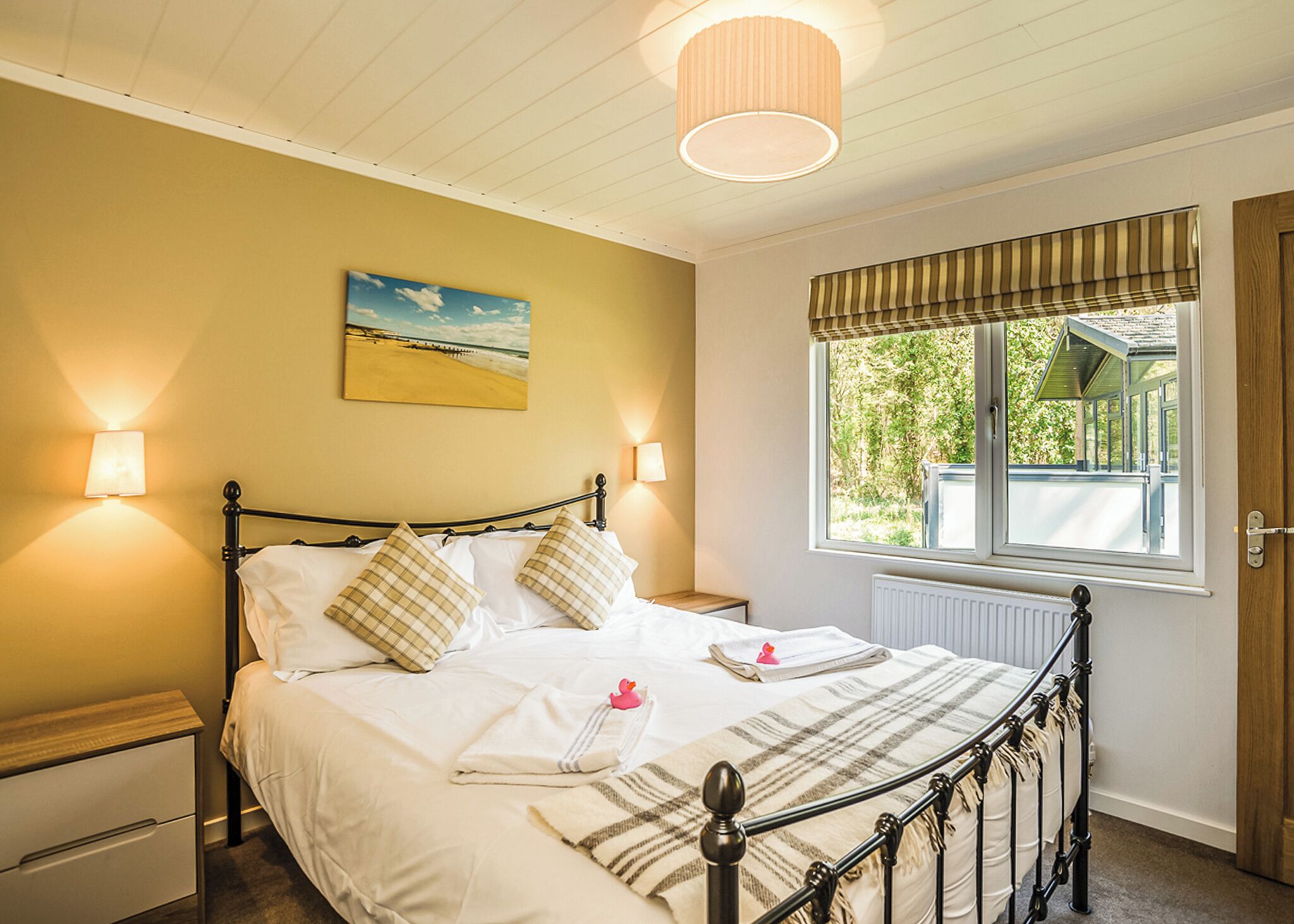 4 bedrooms, free WiFi