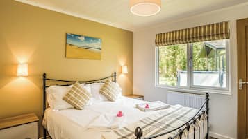 4 bedrooms, free WiFi