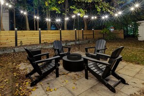 Terrace/patio - The Lakewood Belle! Family Friendly Home -10 mins to Downtown (Cleveland)