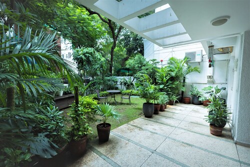 Luxury, comfortable and peaceful with free parking