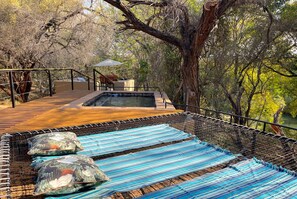 Sundeck