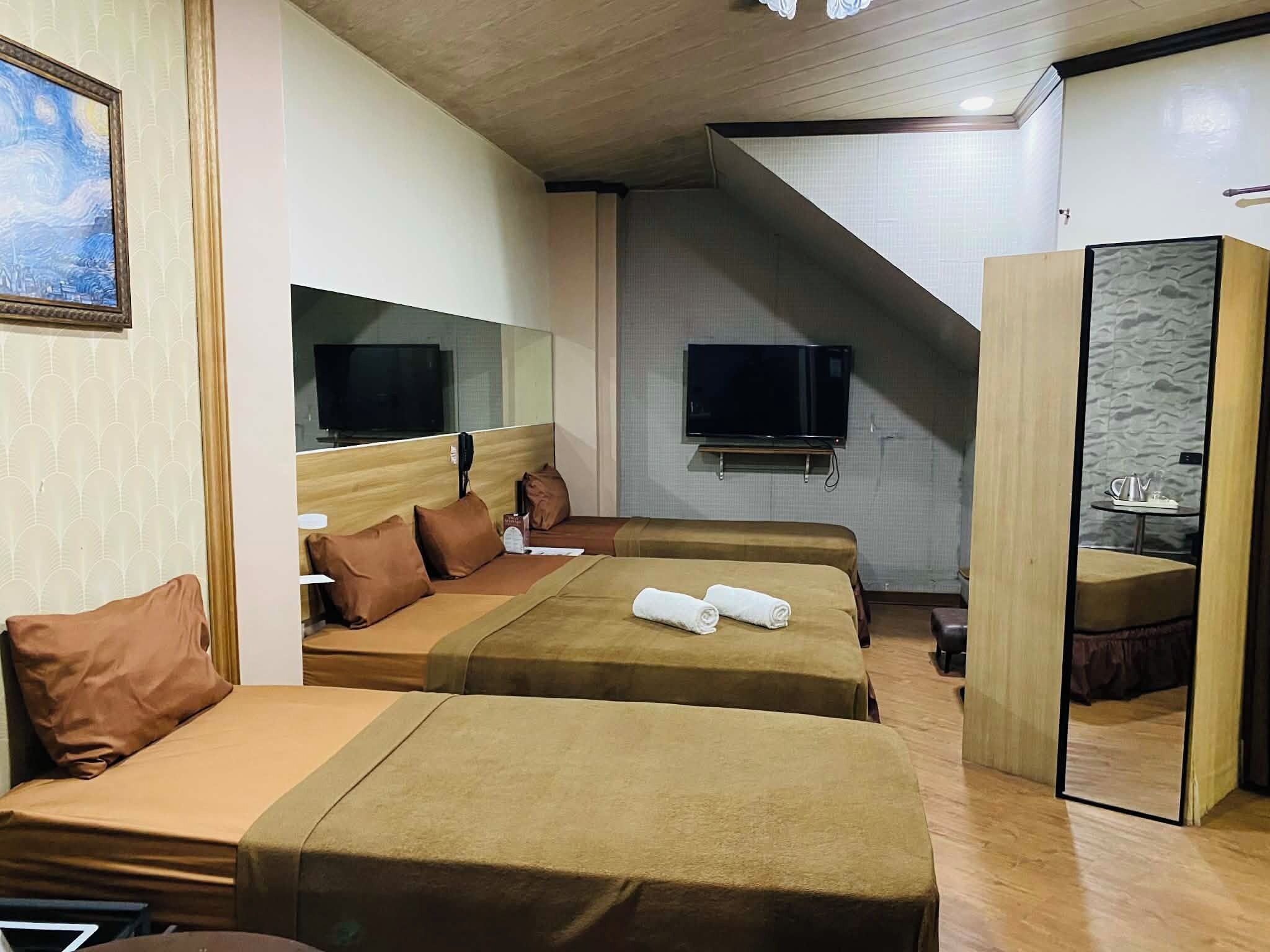 Family Quadruple Room | Free WiFi