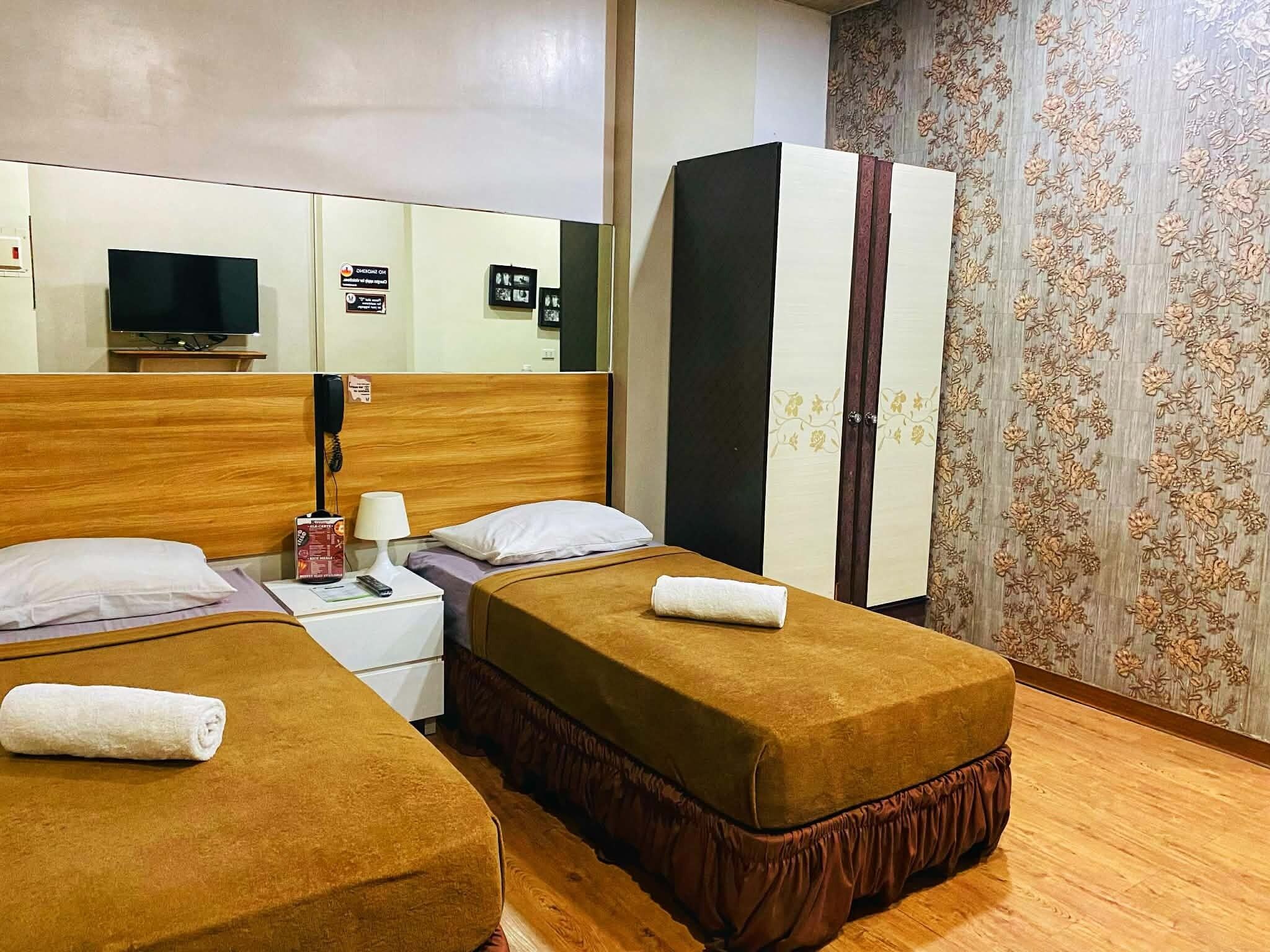 Standard Twin Room | Free WiFi