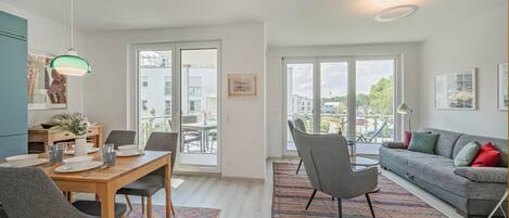 TV, DVD-spiller, fotballspill og bordtennis