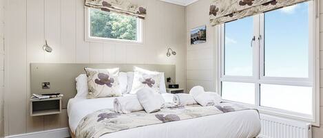 2 bedrooms, free WiFi