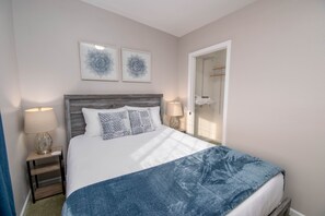 3 bedrooms, travel cot, free WiFi, bed sheets