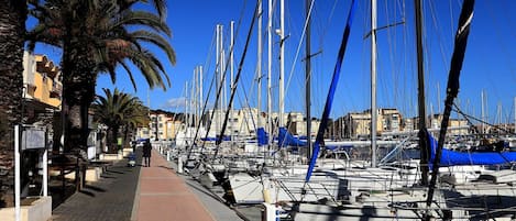 Marina/club náutico