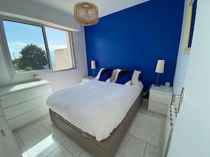 2 bedrooms