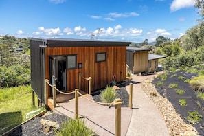 Property grounds - Hidden Valley Waiheke (Waiheke Island)