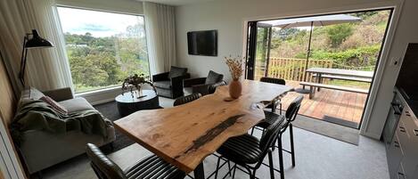 Kiwi Suite | Living area