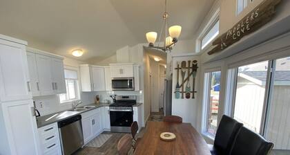 14 - Paddlers Cove Cottage