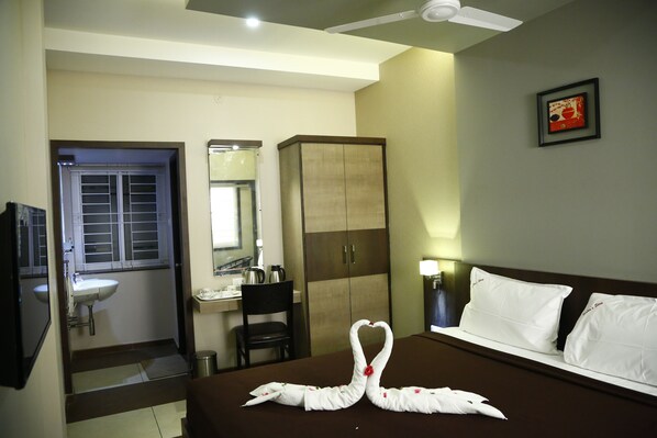 Habitación doble estándar, 1 habitación | Tabla de planchar con plancha y wifi gratis 