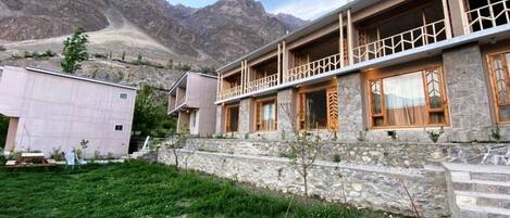 Façana frontal de l'allotjament