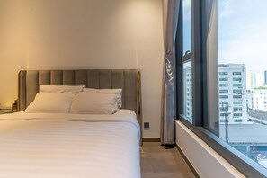 2 bedrooms, WiFi, bed sheets - The Rixx Lavish Apartment in central D1 with infinity pool, sauna, jacuzzi, gym. (Thành phố Hồ Chí Minh)