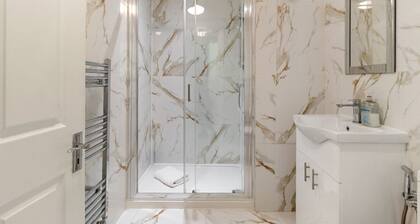 Flat 6 Oxford · Apartment Oxford Street Bond Street Station.
