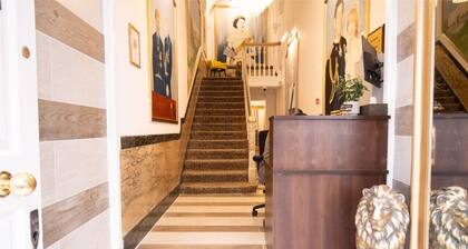 Prestigious 3 bedroom Apartment on Oxford Street - 4