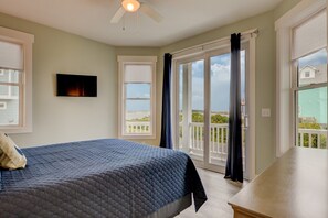 7 bedrooms, iron/ironing board, WiFi - Experience waterfront luxury at Nautical Pointe, a 7-bedroom ocean view home in North Topsail Beach. (North Topsail Beach)