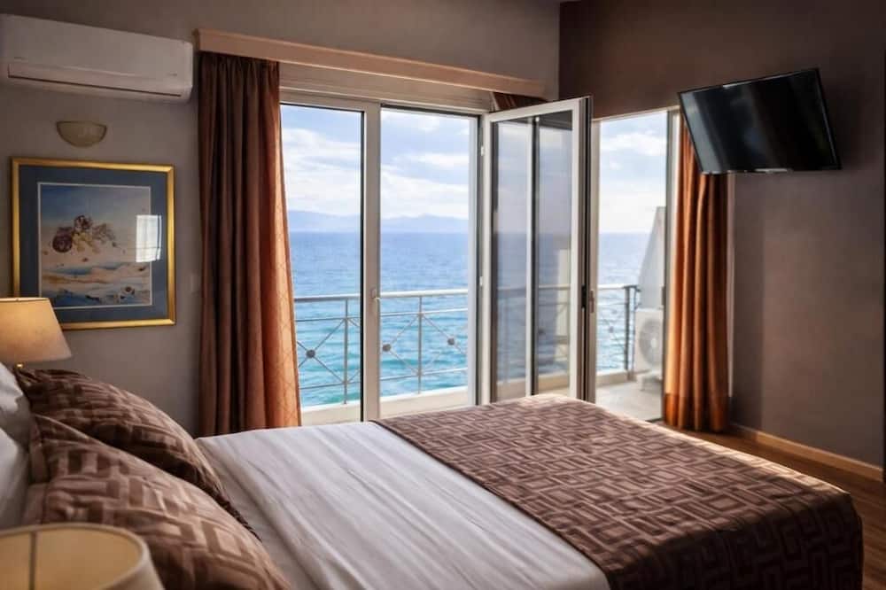 Hotel Queens Leriotis