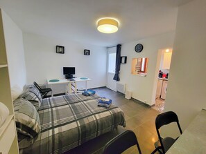 1 habitación, wifi y ropa de cama 