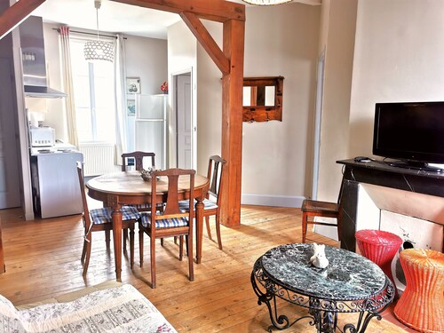 Charming apartment ideally located - Poivre