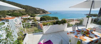 Apartamento "Le Sirene Bilo 1" con vistas al mar, terraza y Wi-Fi