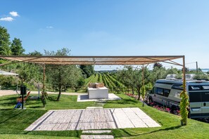 Property grounds - Holiday Home "Casa Mobile Casa Est Garda" with Lake View, Shared Pool & Wi-Fi (Lazise)