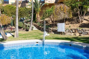 Pool - Apartment 'Lovely  Higueron' with Mountain View, Wi-Fi and Air Conditioning (Benalmádena)