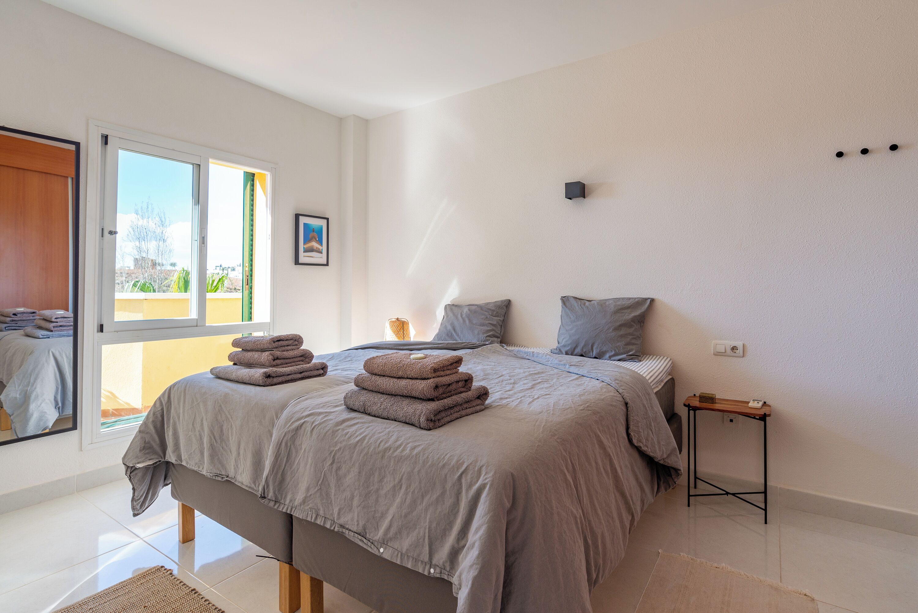 2 chambres, fer et planche à repasser, Wi-Fi gratuit, draps fournis