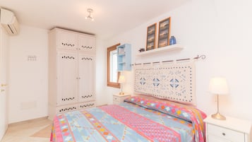 2 Schlafzimmer, Bügeleisen/Bügelbrett, Bettwäsche