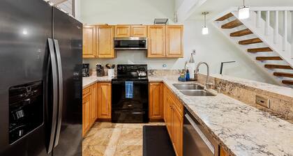 Remodeled 3-bed, 3-bath Waikoloa Villas with pool and BBQ area, near attractions