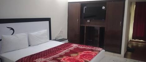 Standard Double Room | Free WiFi