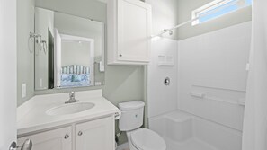 Dusche, Haartrockner, Handtücher